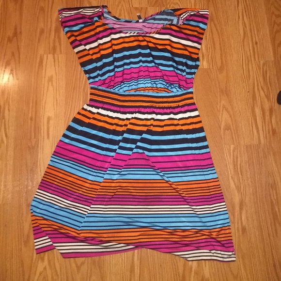 Striped Multi-Colored Dress (with short sleeves) - Picture 1 of 1